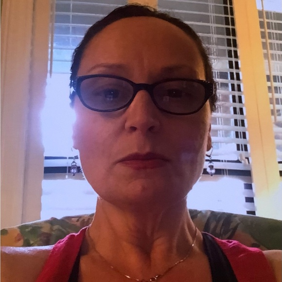 Helpingwomen Live Notification - Picture 3 of 7